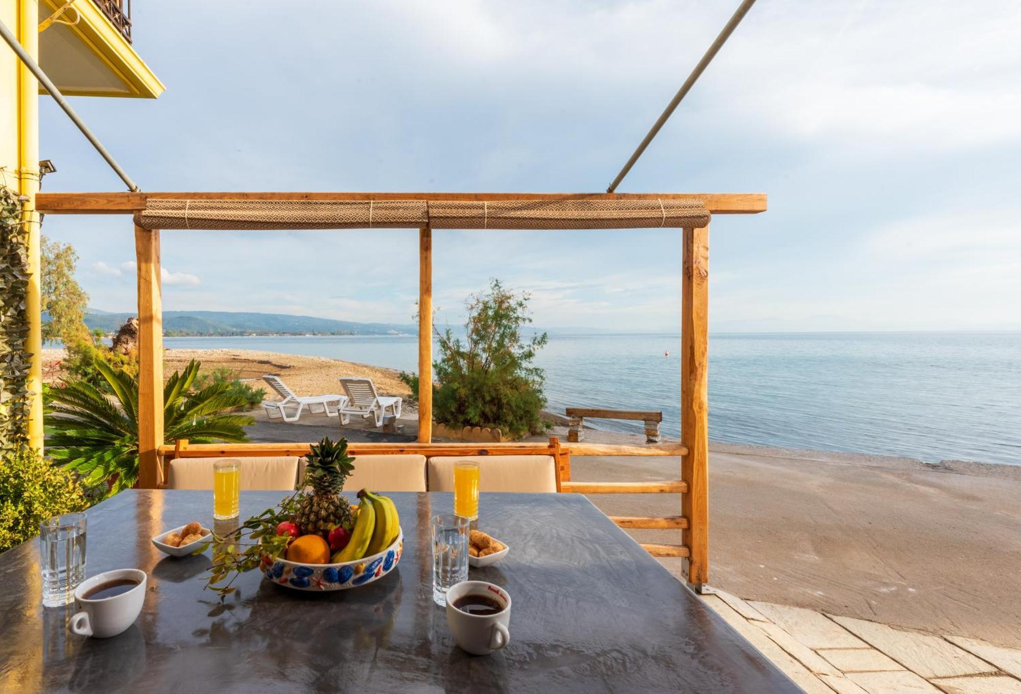 The Sea Front Fisherman'S House กาโตกัตซา ภายนอก รูปภาพ